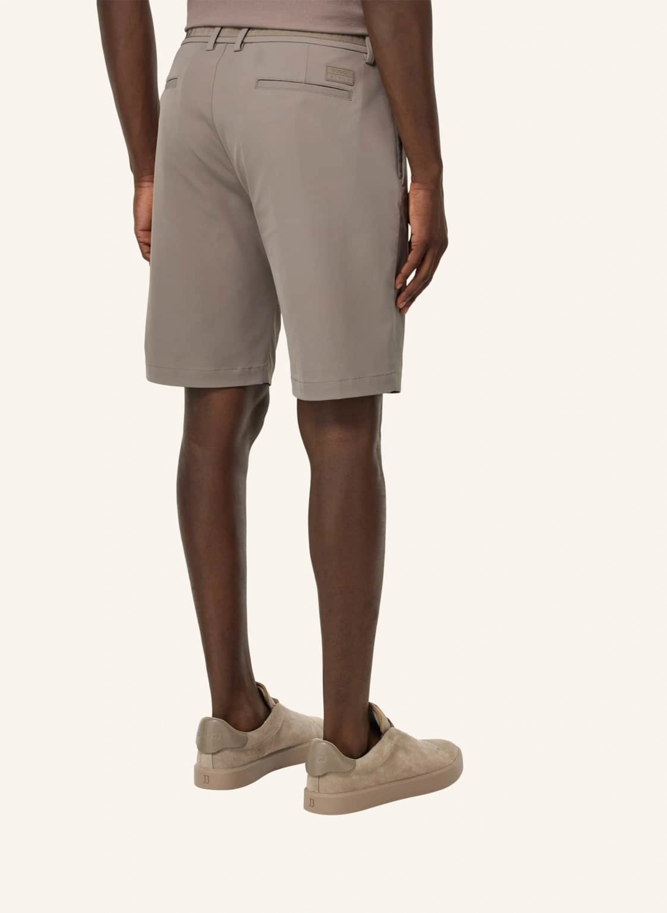 BOGGI MILANO Shorts