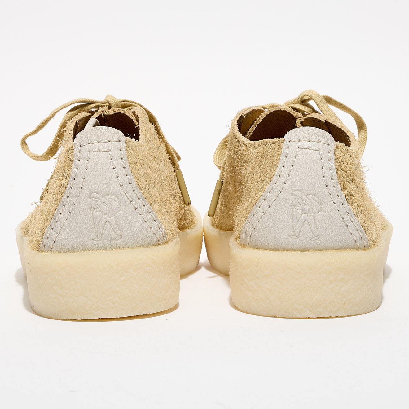 Clarks Originals Derbies en Velours de Cuir texturé Trek Cup beiges