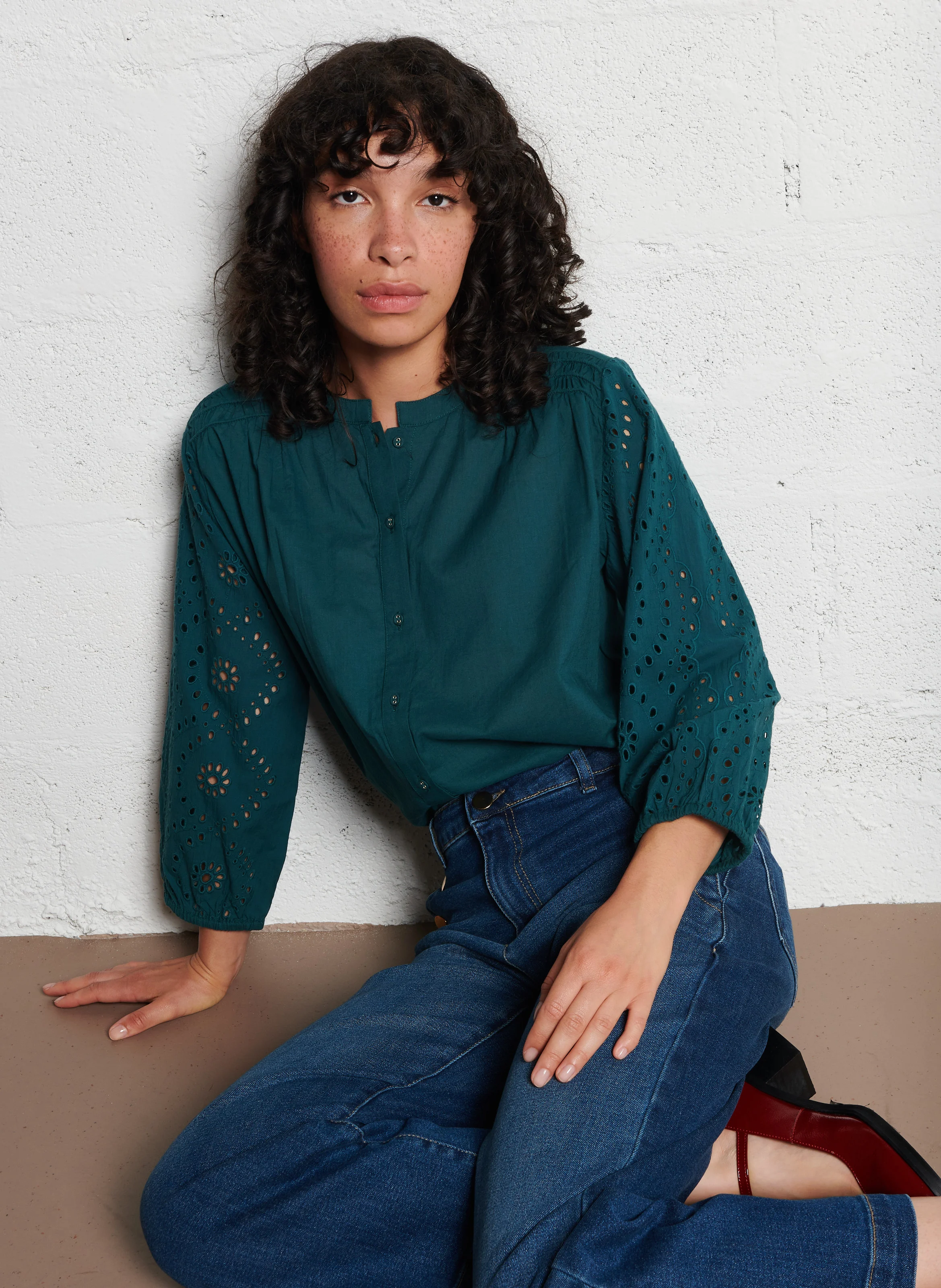 BARBARA - Chemise ample brodée en coton| Bleu