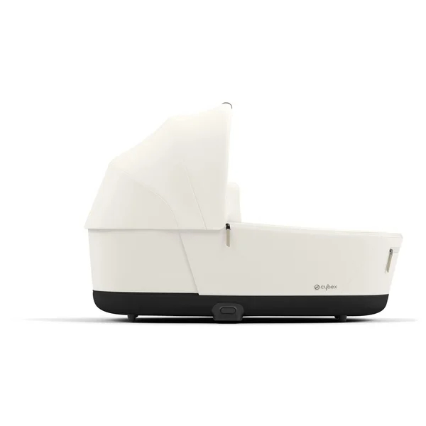 Carrinho de bebê Cybex Priam V4 na cor branca com estrutura preta fosca.