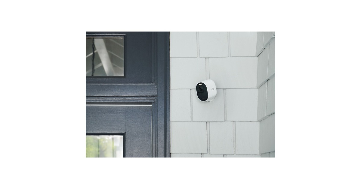 ArloUltra 2 Spotlight camera  (Wit/zwart, 4K, WLAN, 3 camera's, 1x basisstation)