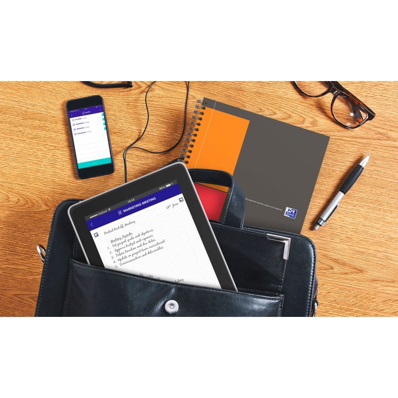 Cahier spirale Oxford International Notebook A4+ 23 x 29,7 cm - perforé 4 trous - petits carreaux 160 pages
