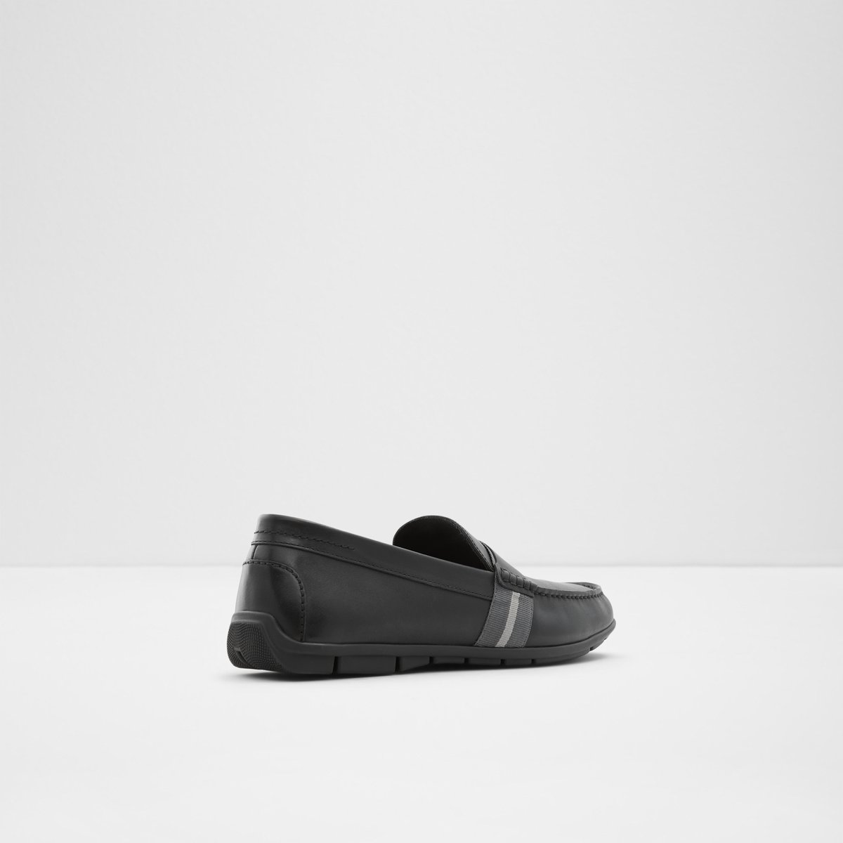 Damianflex Black Men Loafers & Slip-Ons