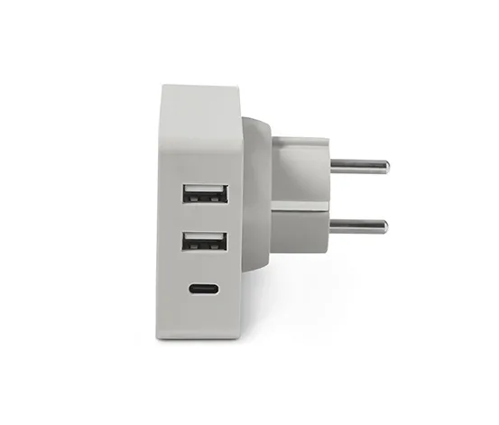 4-in-1-USB-Steckdosen-Adapter