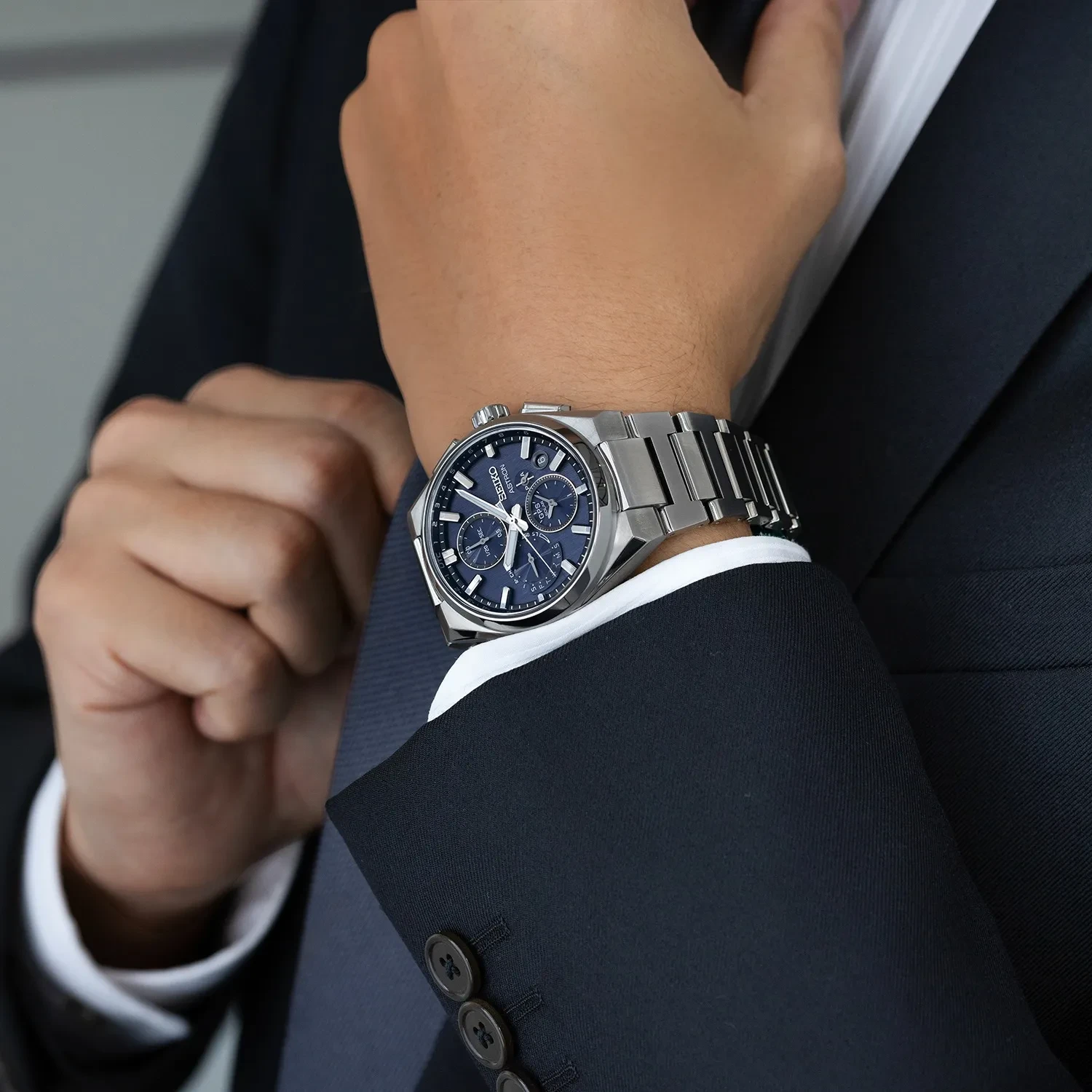 Seiko Astron 5X SSH161J1