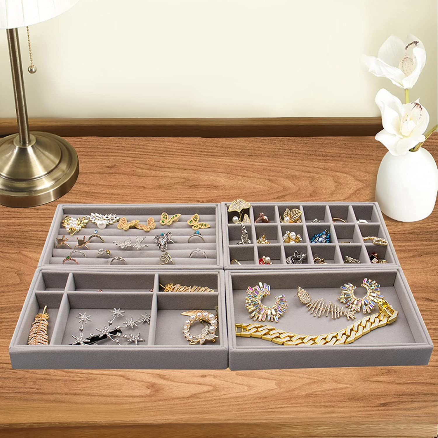 (21x12x2.5cm) Velour Schmuckschatulle Aufbewahrungsbox Organizer für Ringe / Ohrringe / Armbänder - Style 6 / Beige