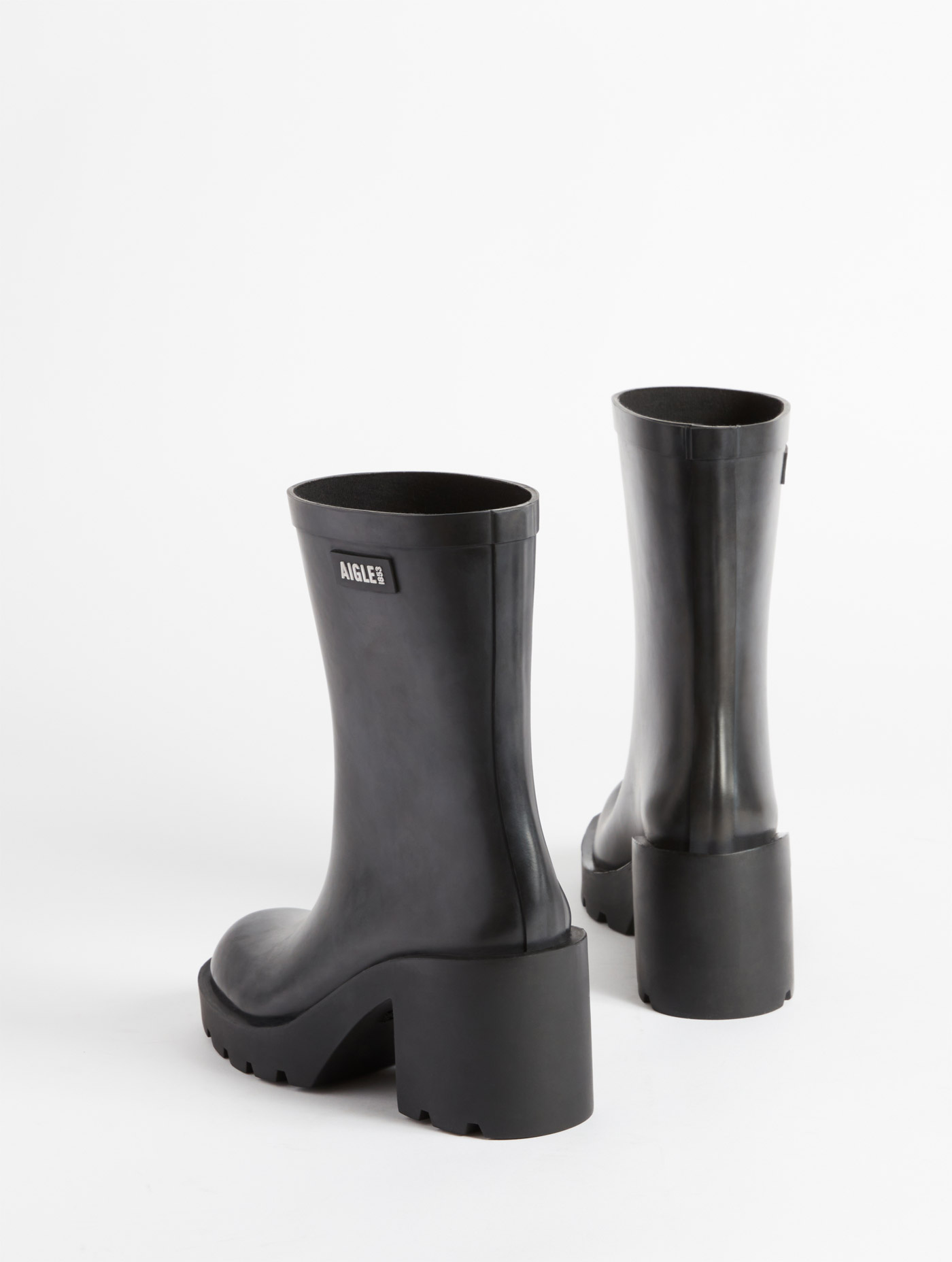 La botte de pluie à talon Monceau, le meilleur atout pour allier style et confort en ville. NOIR