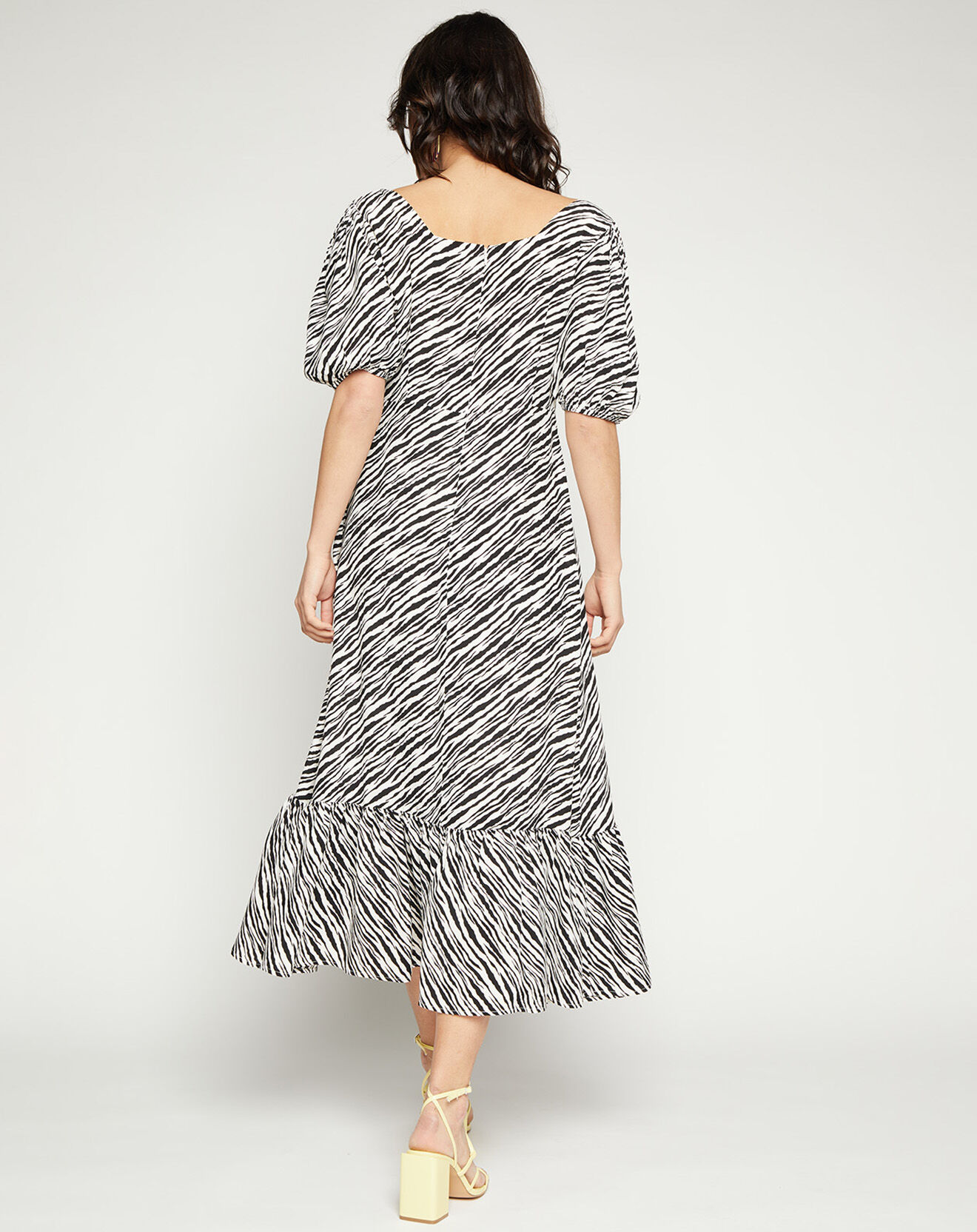 Faithfull the Brand Robe midi Gabriela imprimée zèbre noir/blanc