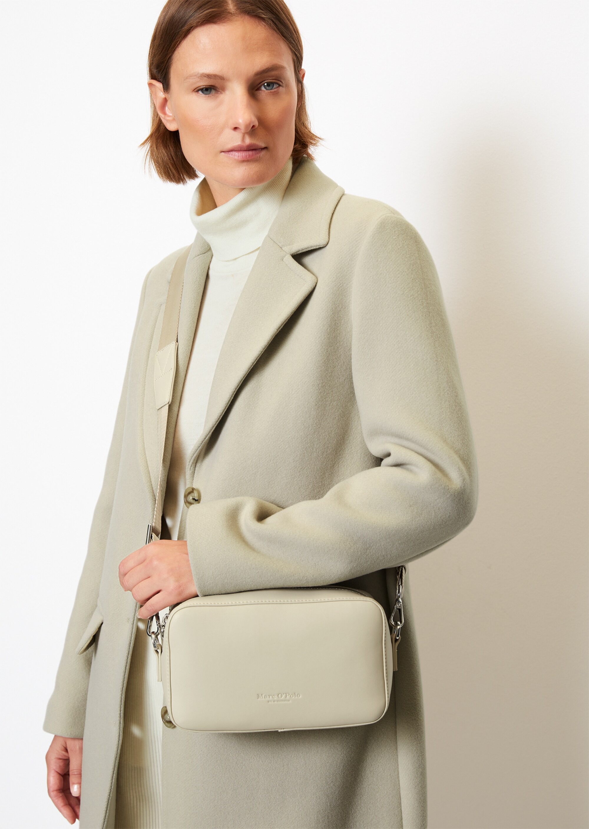 Camera-Bag aus einer Lederalternative aus recyceltem Polyester