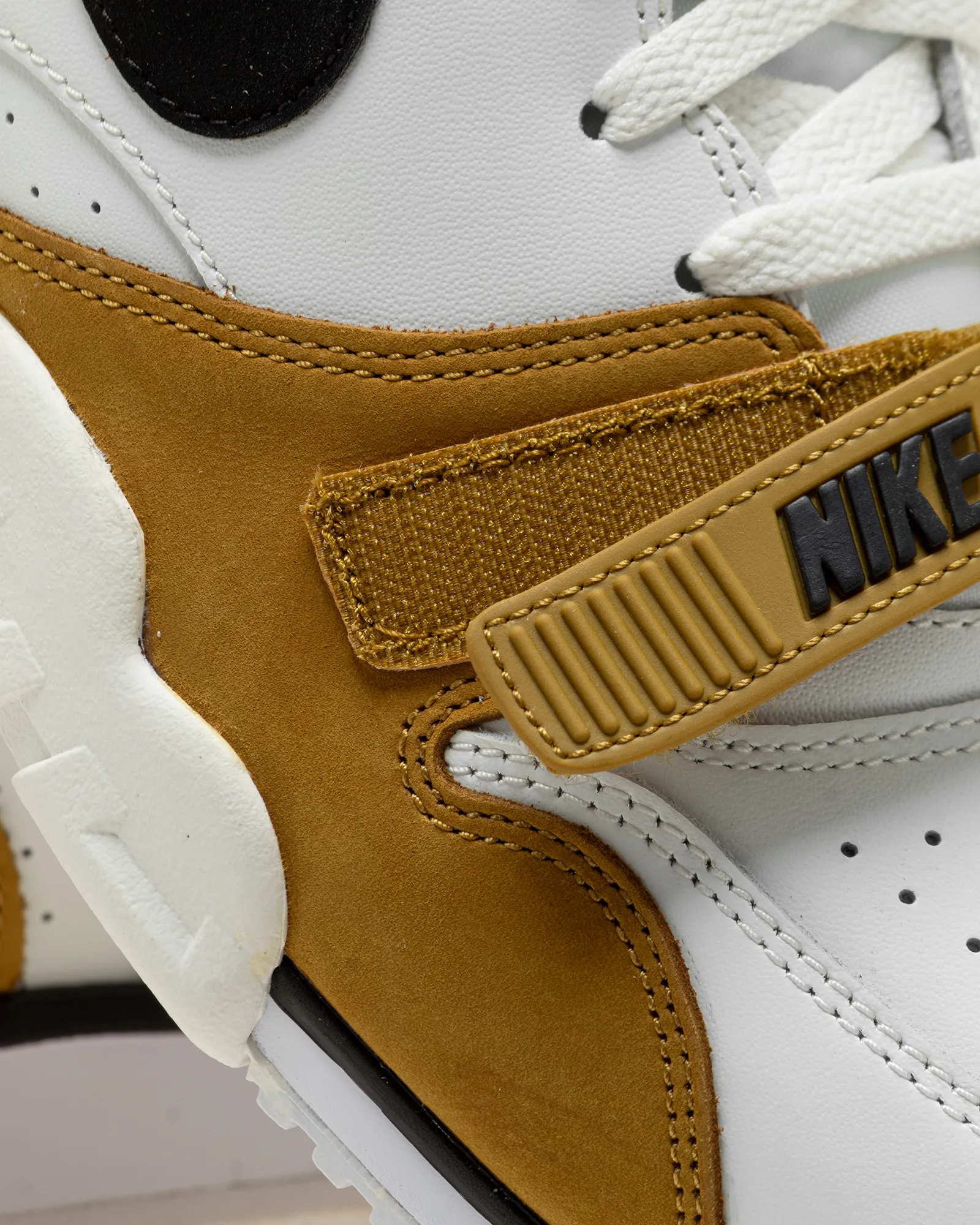Nike AIR TRAINER 1 ESS