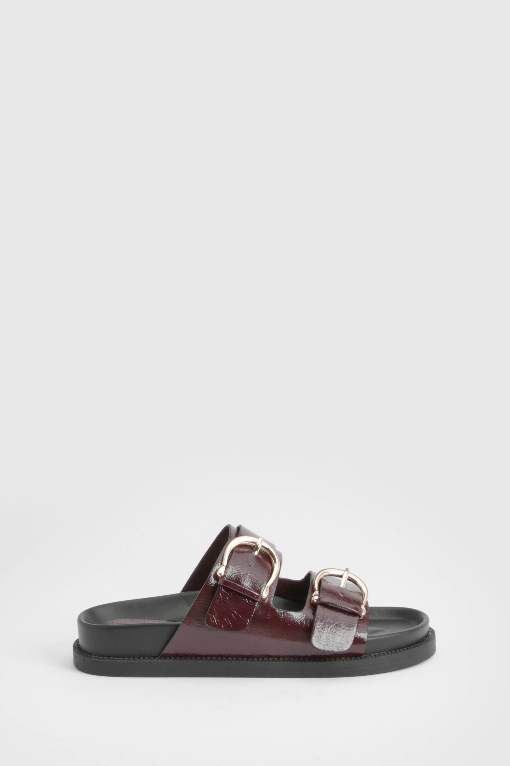 boohoo Mules À Double Bride Avec Détail Boucle Dorée En Synthétiquecuir