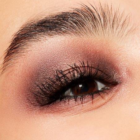 M·A·C Cosmetics Palette Embedded in burgundy
