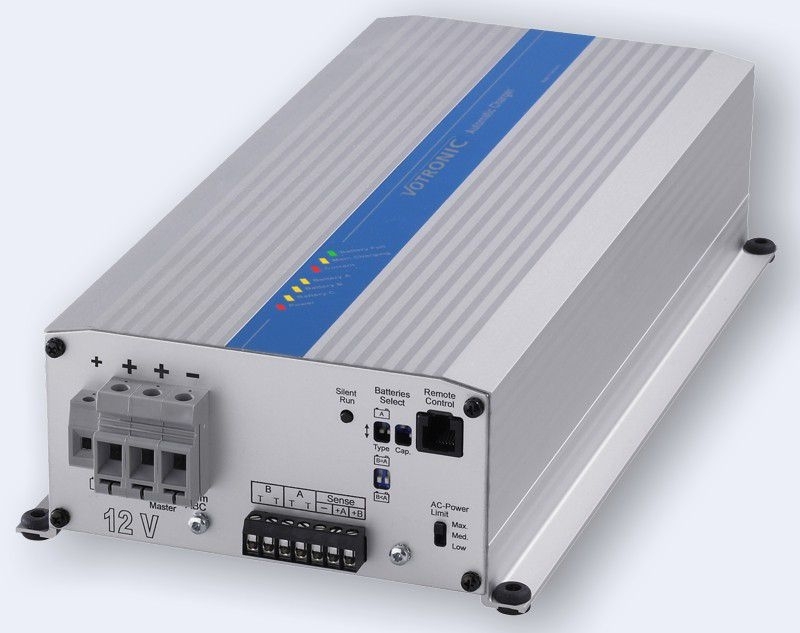 Votronic Vollautomatisches Ladegerät VAC 1250 F 3A mit zwei Temperatursensoren / AC-Power-Limit-Funktion 12 V / 50 A