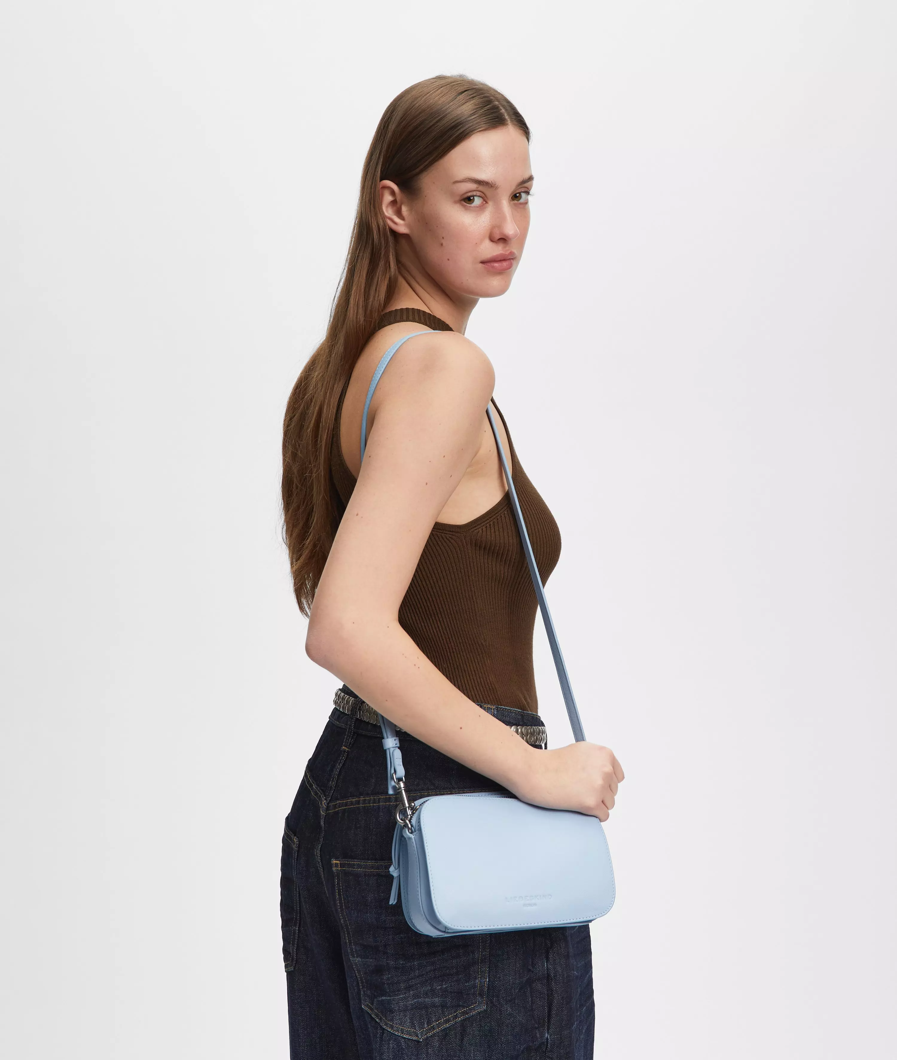 Luka Crossbody S Handy crossbody bag made from cowhide