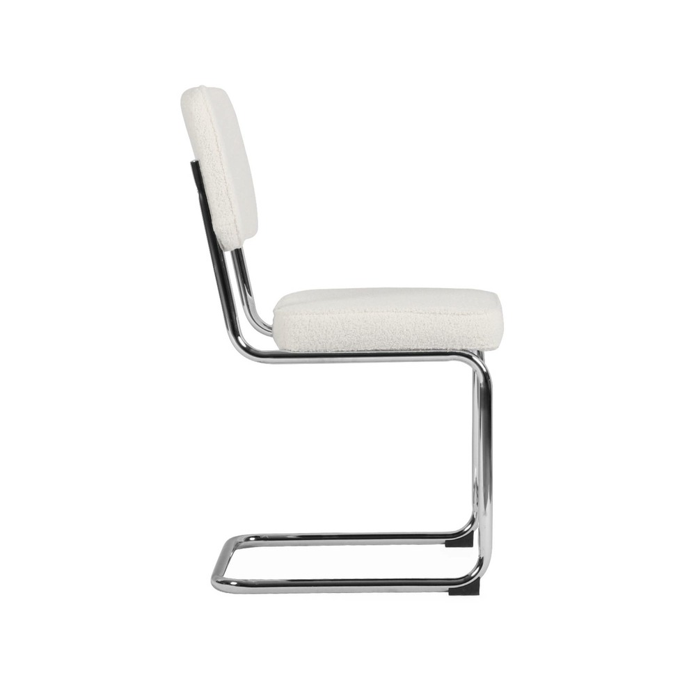 2 chaises cantilever - maja - à bouclettes couleur crème . 46 x 54.5 x 84.5cm