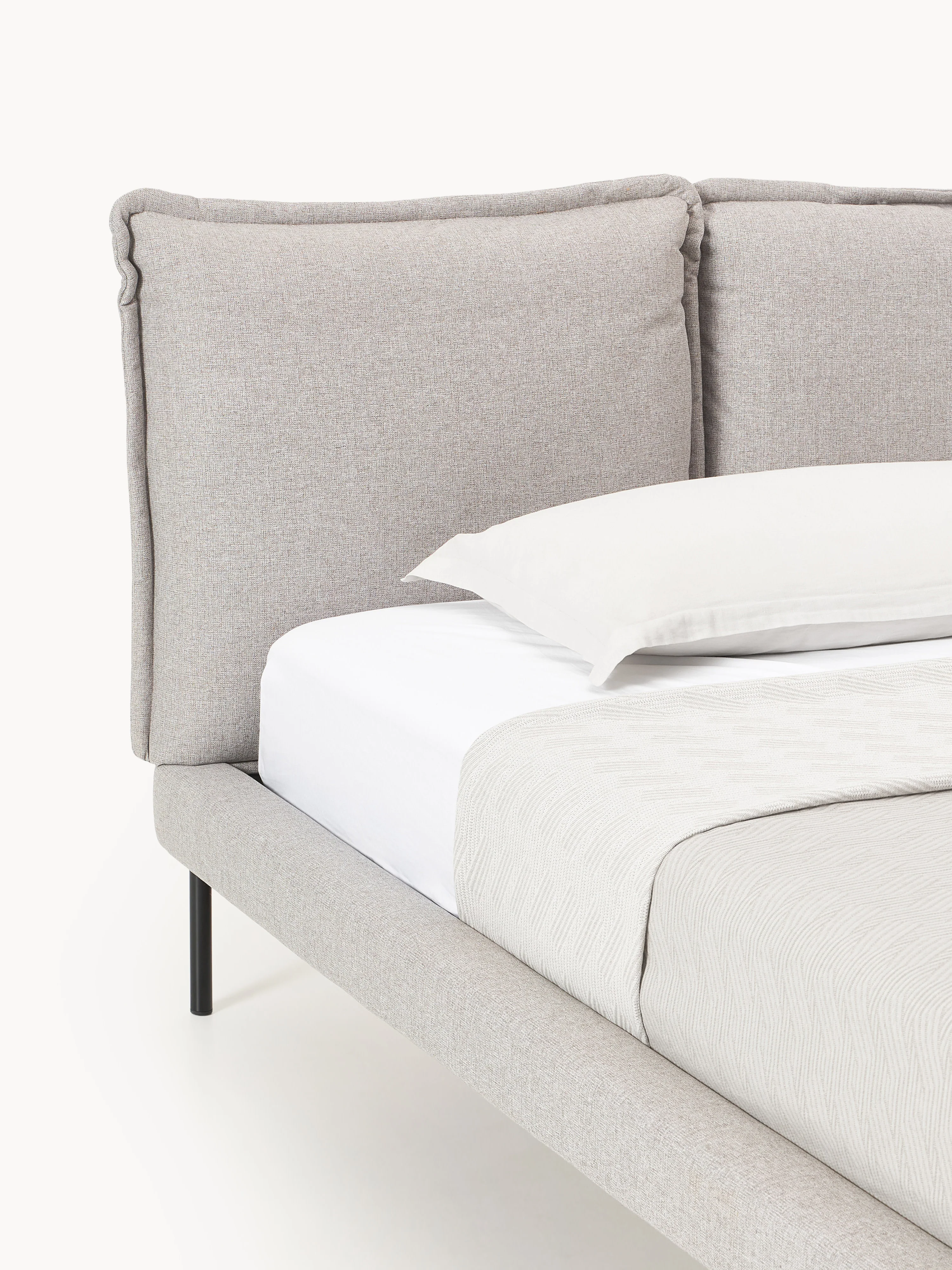 Gestoffeerd bed Amelia