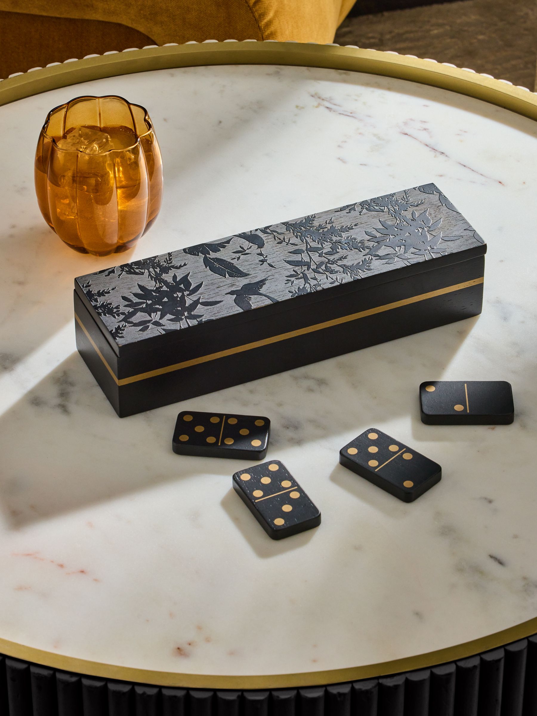 Bold Chic Domino Set
