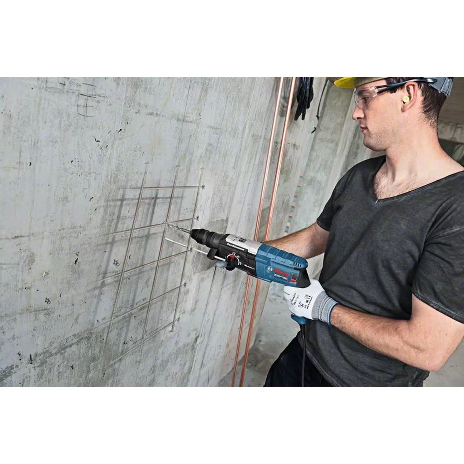 Bosch Professional GBH 2-28 F Boorhamer SDS Plus 3.2J 880W in koffer - 0611267600