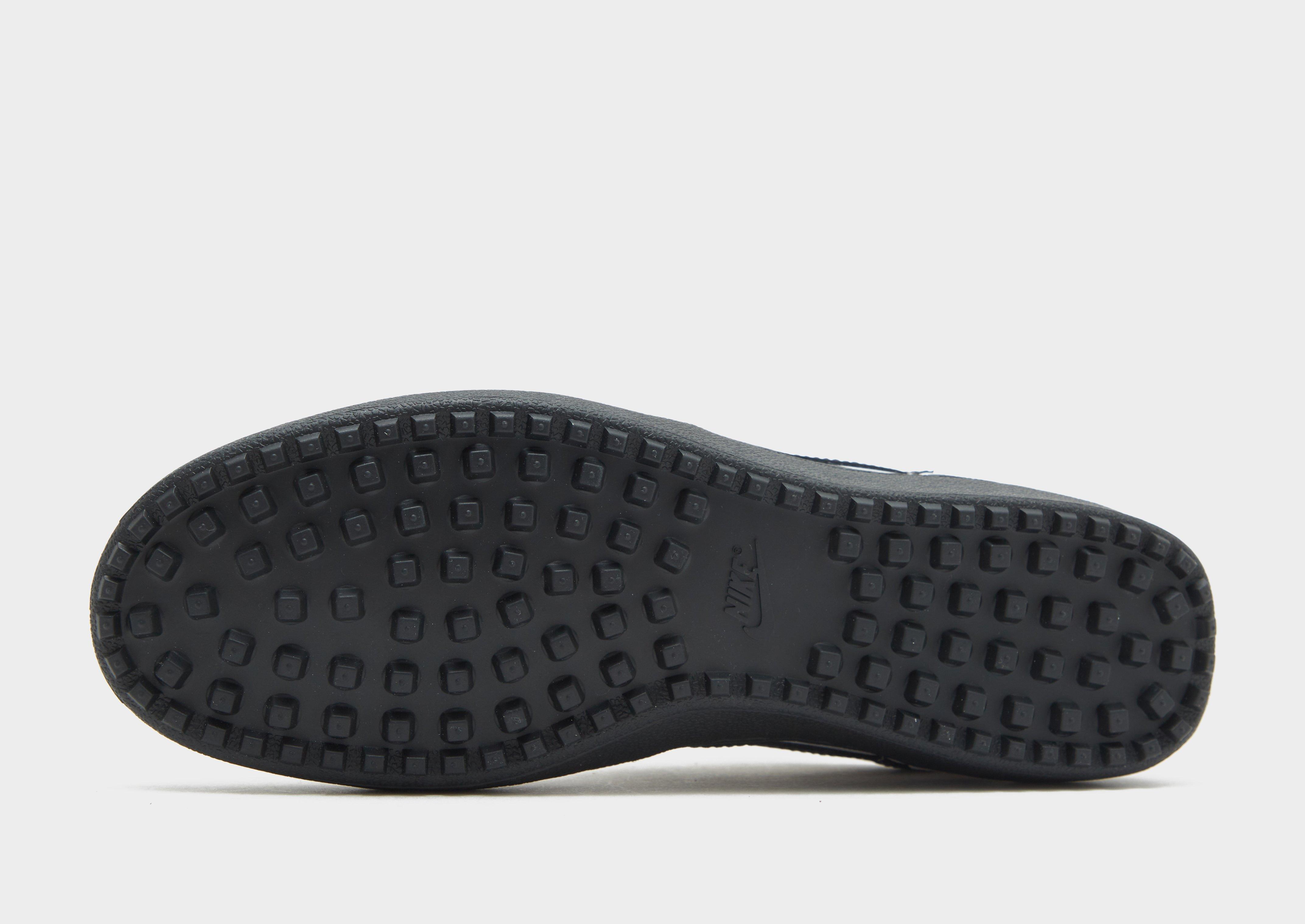 Nike Field General