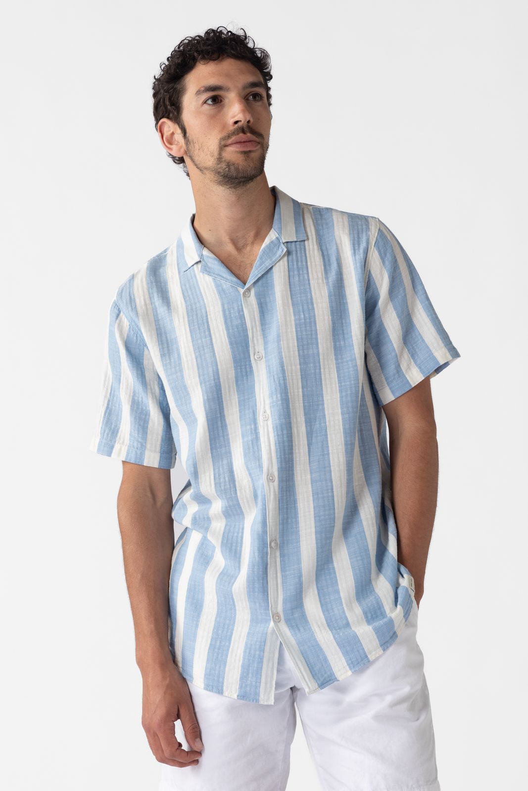Blauw gestreept overhemd