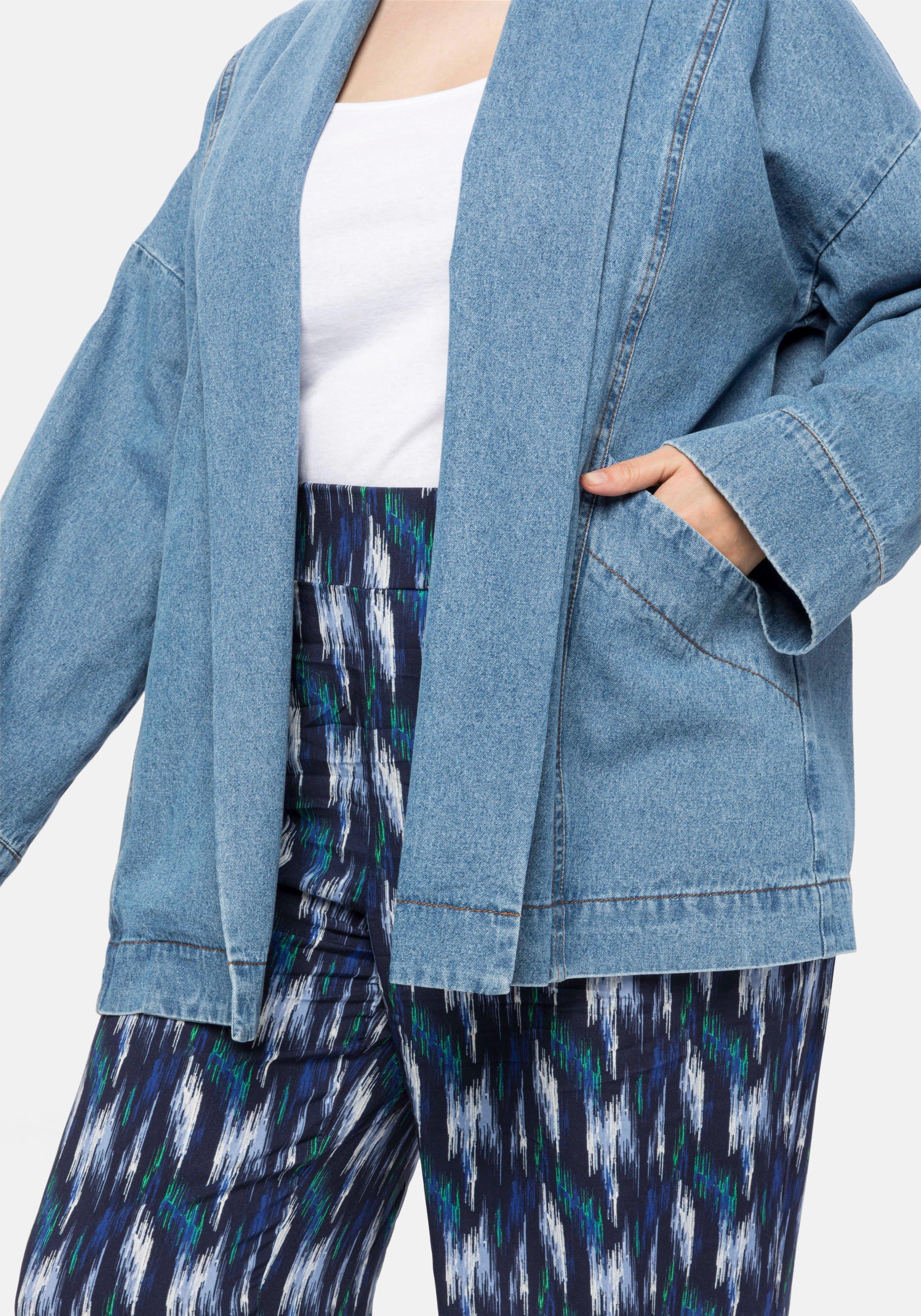 Jeansjacke mit Schalkragen, in Kimono-Form