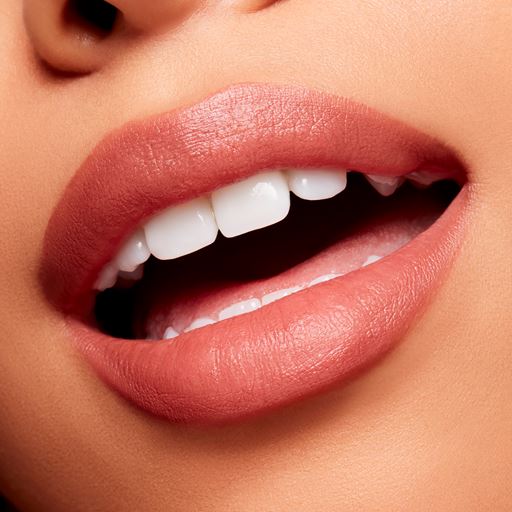 MAC Powder Kiss Slim Stick Læbestift, 15 Over The Taupe