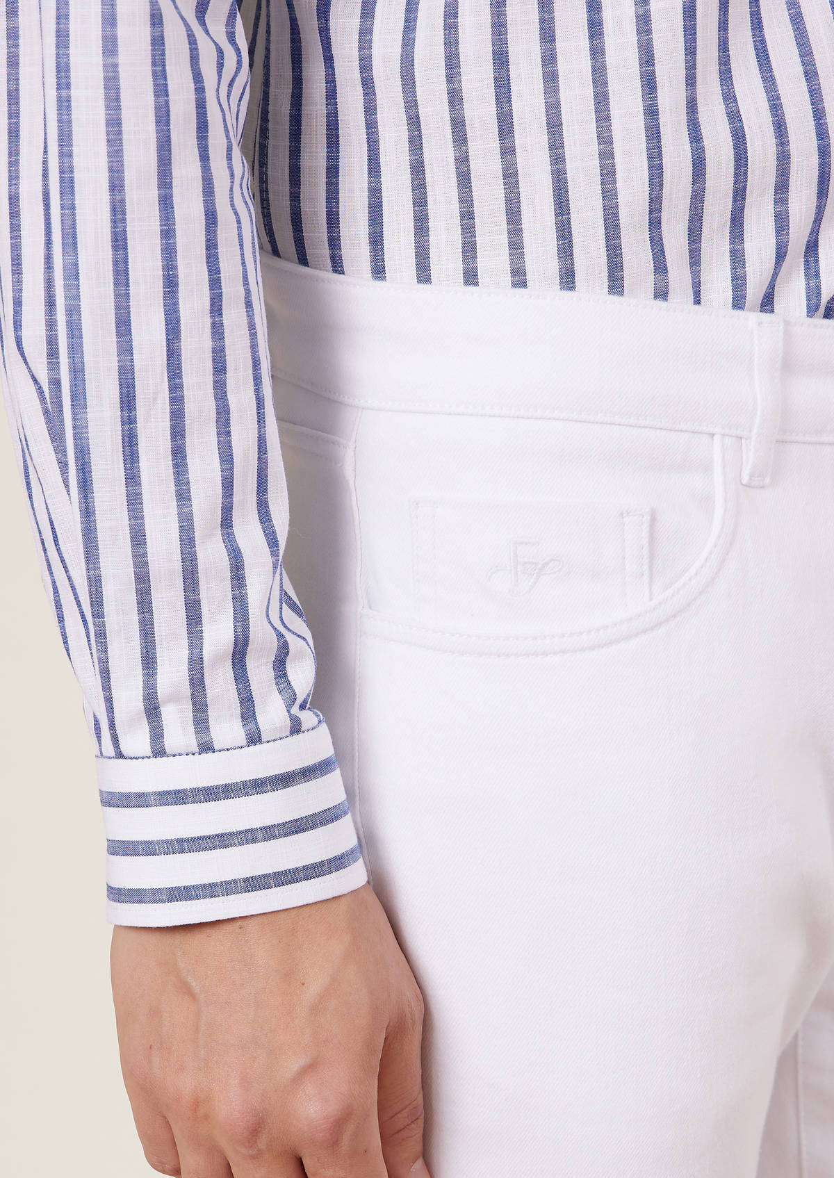 Pantalon casual skinny 7/8 en coton stretch uni blanc
