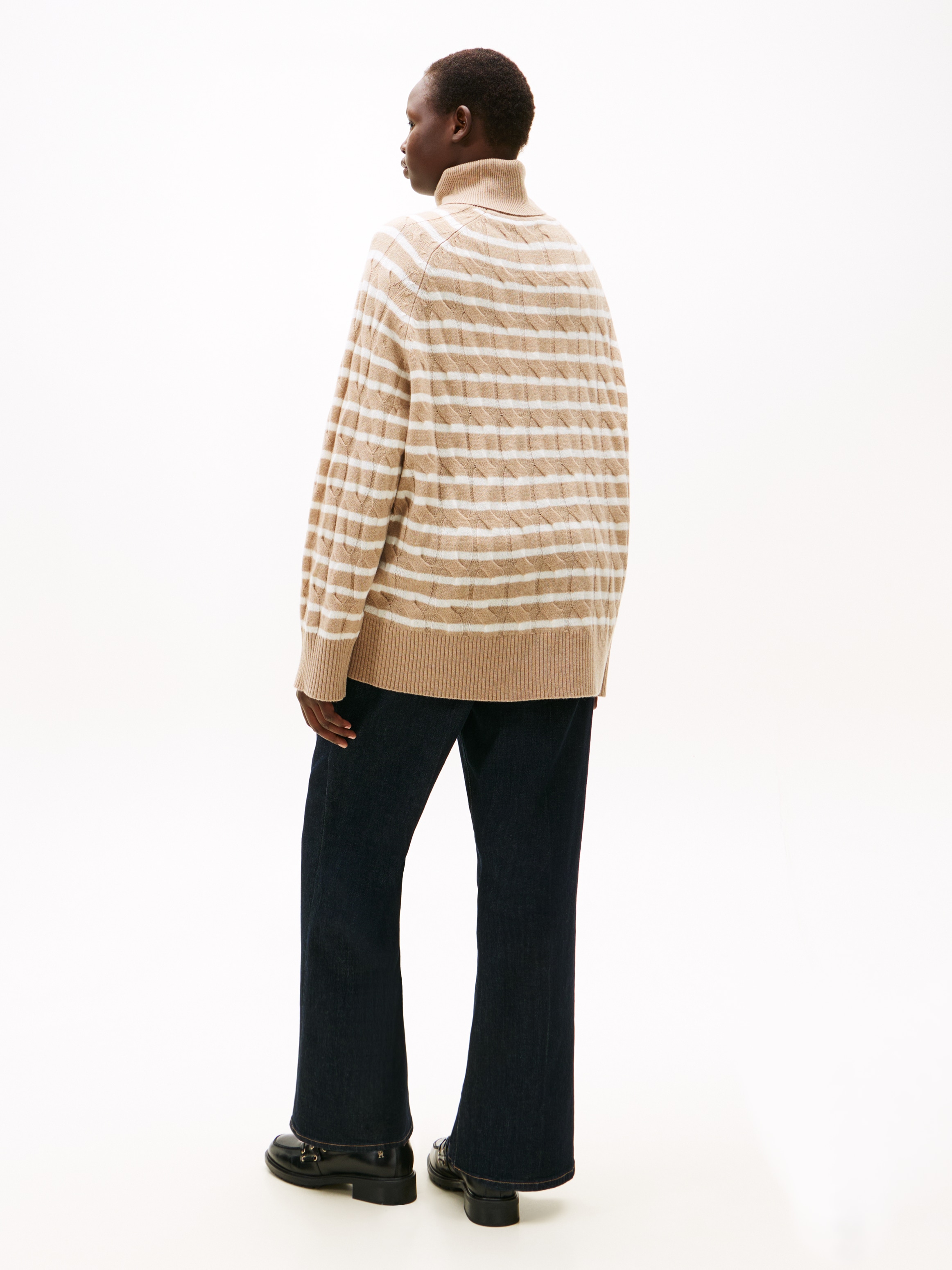 Tommy Hilfiger Curve Rollkragenpullover »CRV SOFT WOOL CABLE ROLL-NK SWT«, in grossen Grössen, mit Zopfmuster, aus reiner Wolle