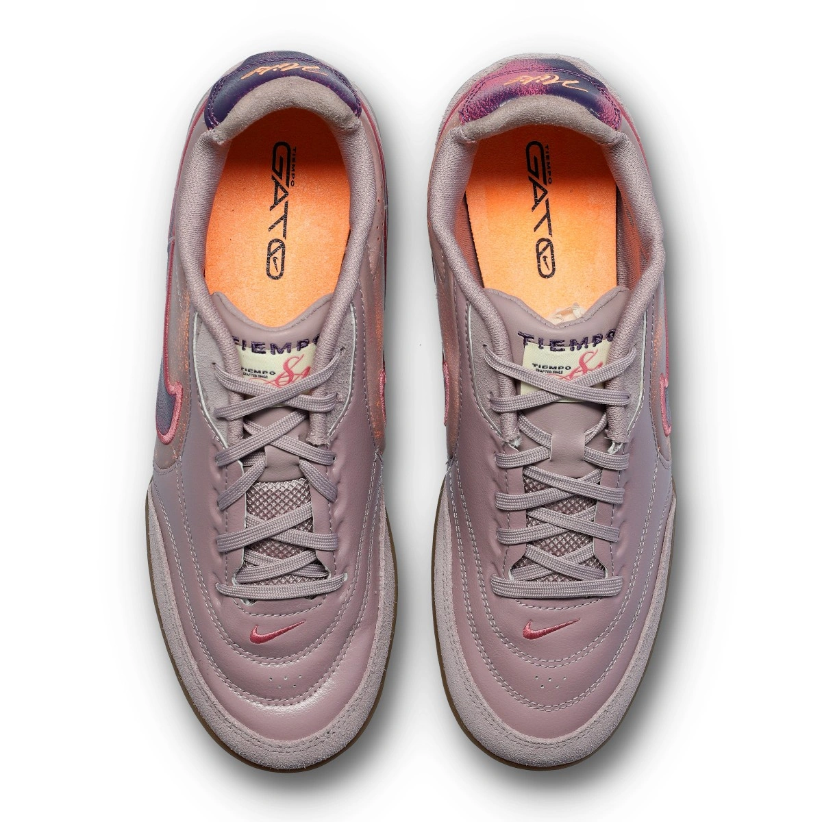 Sapatilha futsal Nike Tiempo Street Gato