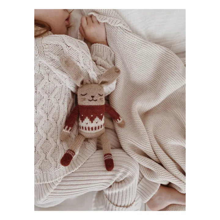 Main Sauvage Doudou lapin pull jacquard  | Sienne