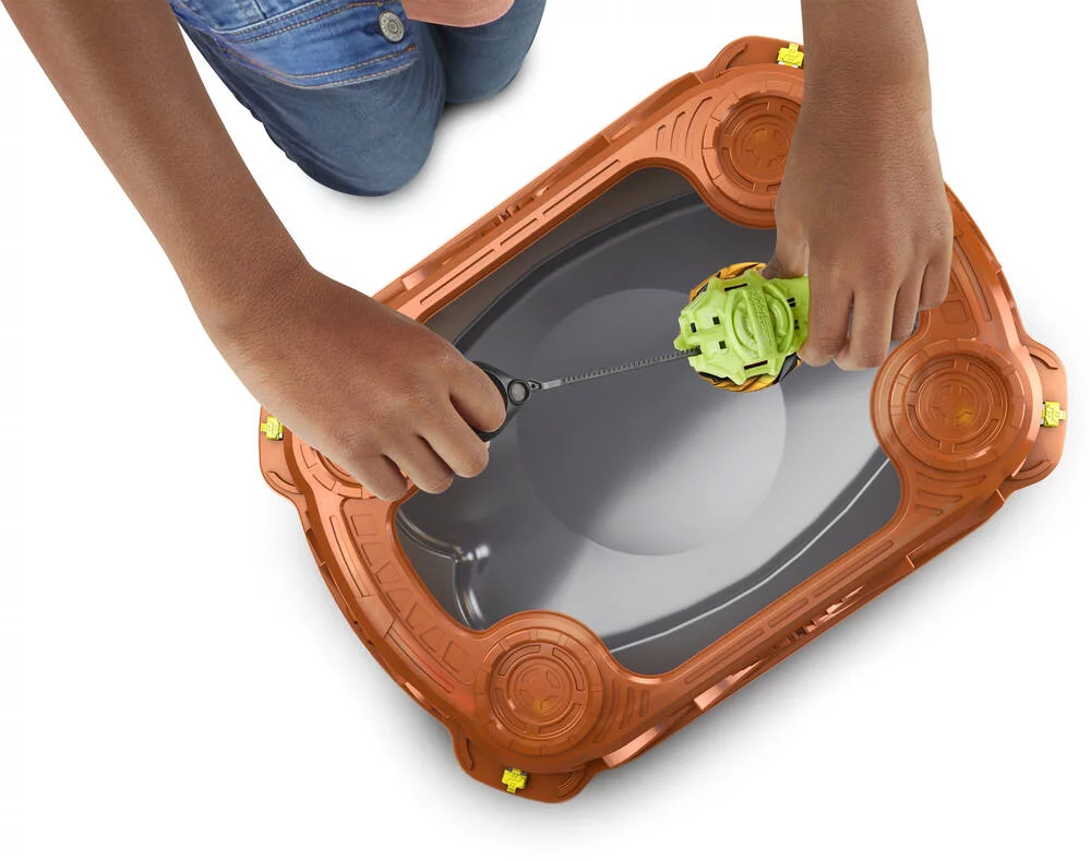 BEYBLADE QUADSTRIKE SET DE COMBAT GIE