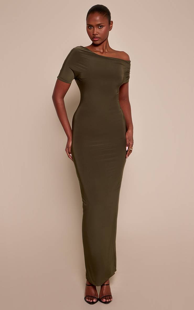Vert Olive Robe Longue Asymétrique À Manches Froncées En Tissu Soyeux Double Épaisseur