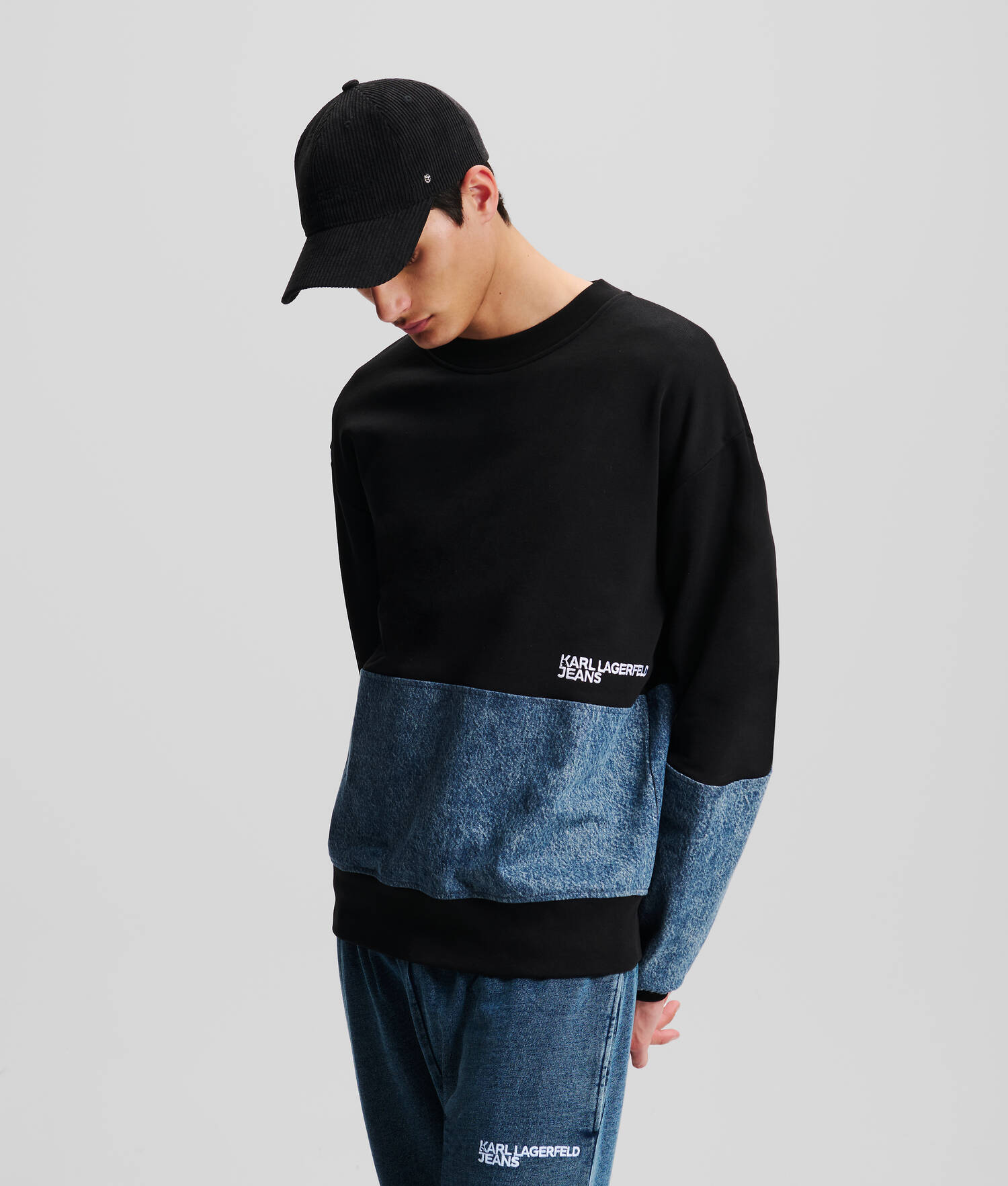 SWEAT-SHIRT À EMPIÈCEMENTS EN DENIM KLJ