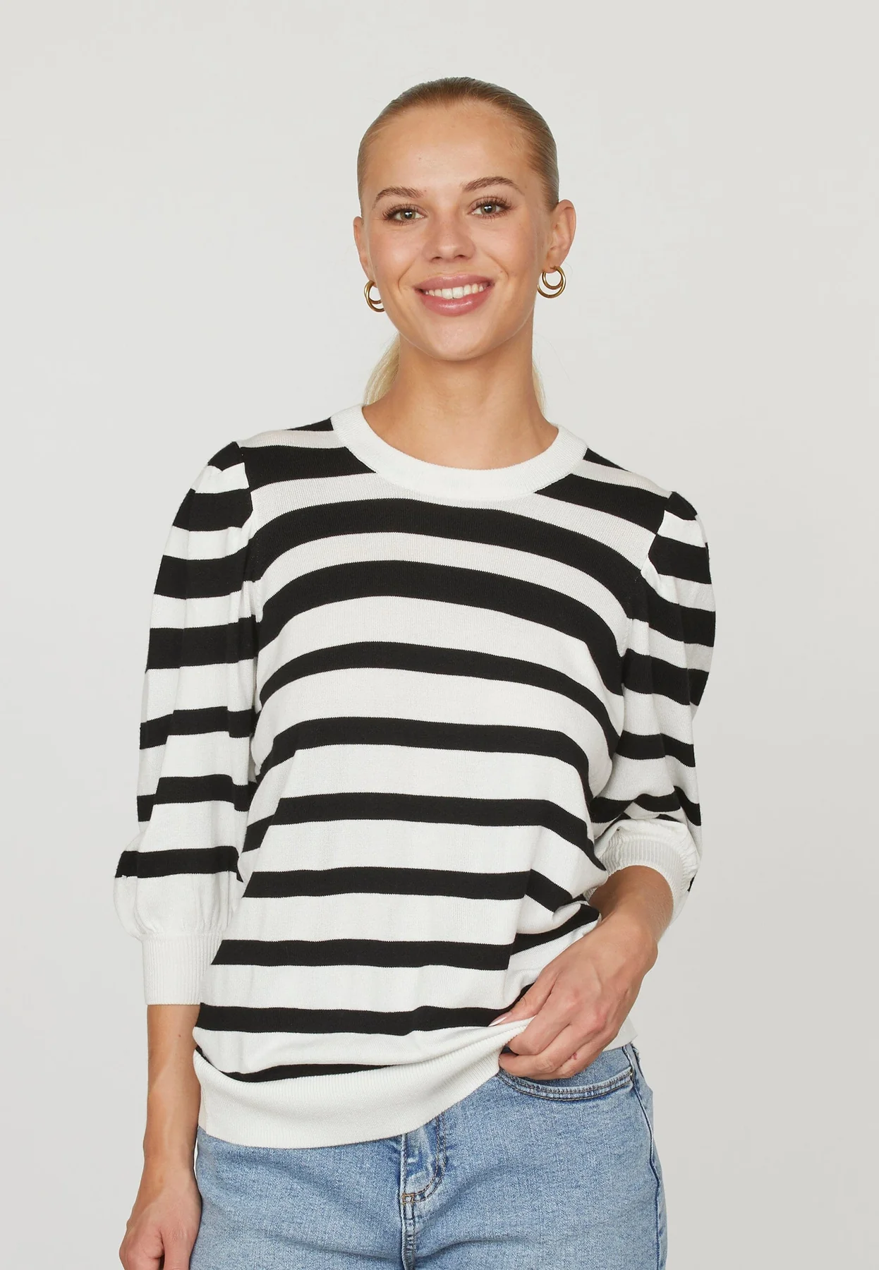 Sisters Point Halia-Ss1 119 cream black