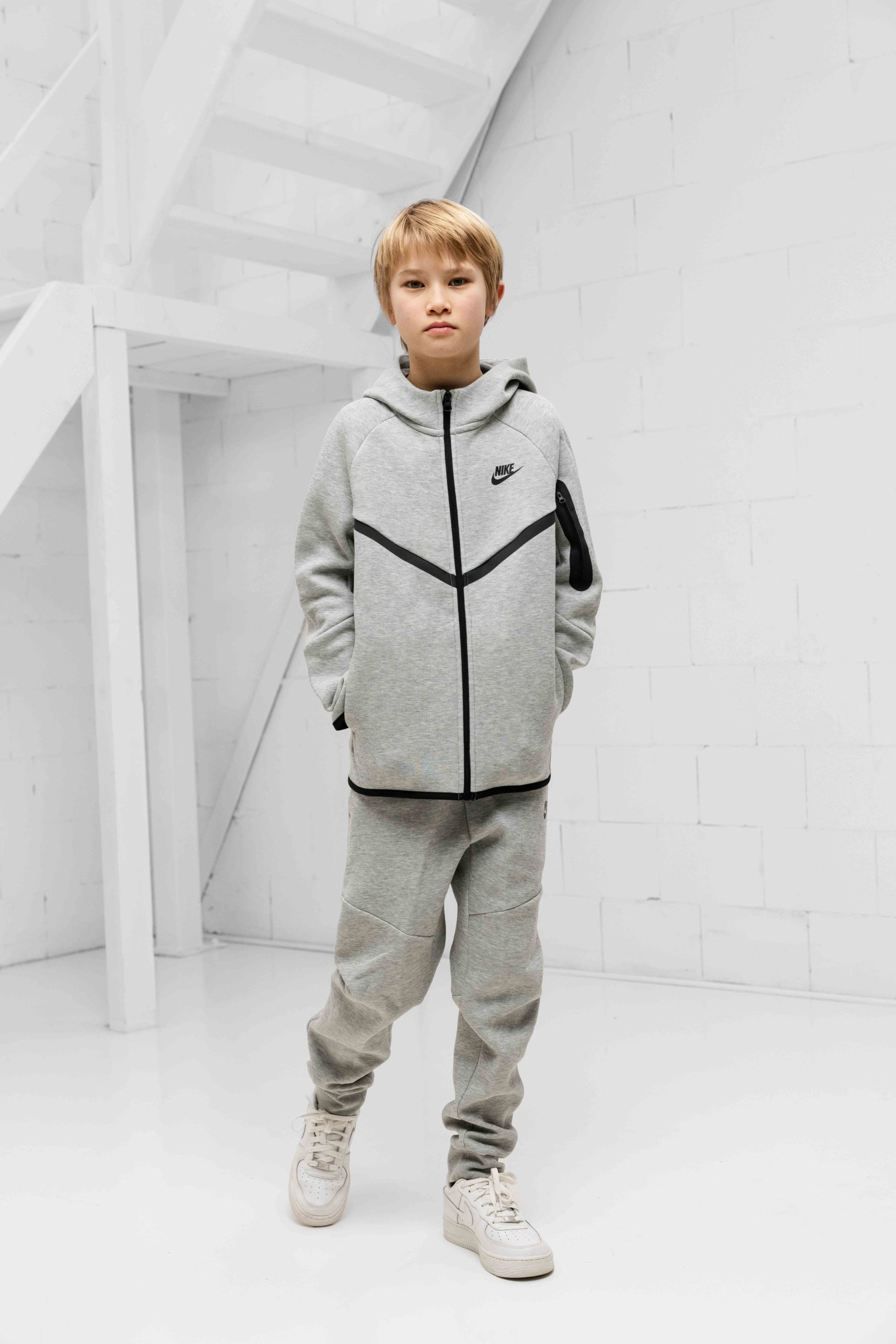 Nike Tech Fleece Trainingspak Kids Grijs