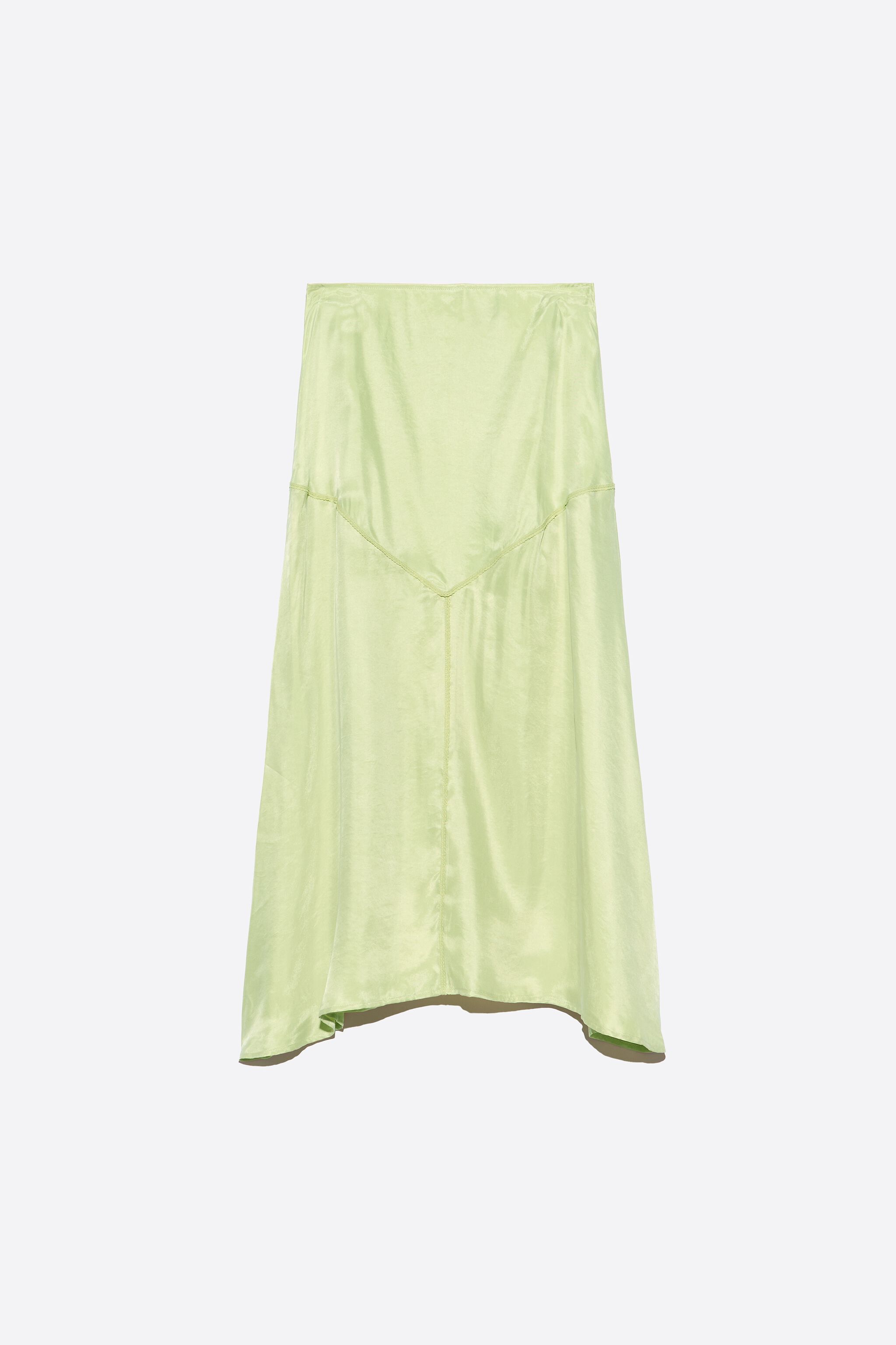 Saia evasê de renda verde limão