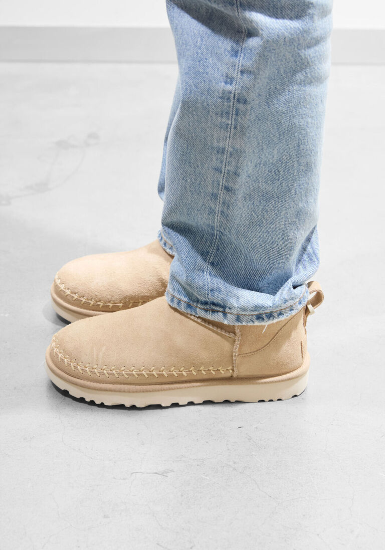 beige ugg vachtlaarzen w classic ultra mini biarritz