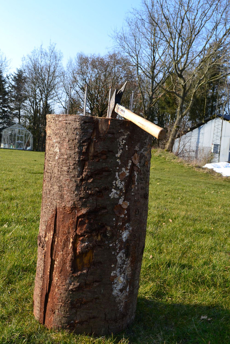 Sømblok i træ Ø30-40 x 80 cm