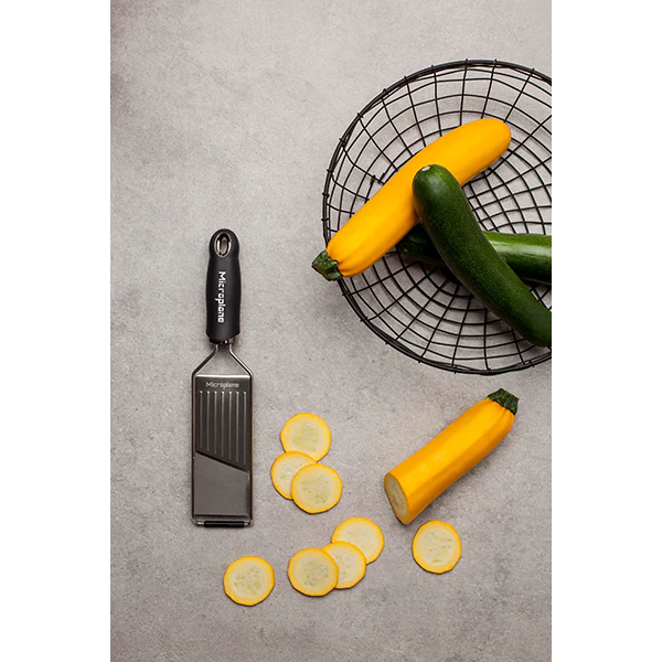 Mandoline tranchante Gourmet Microplane
