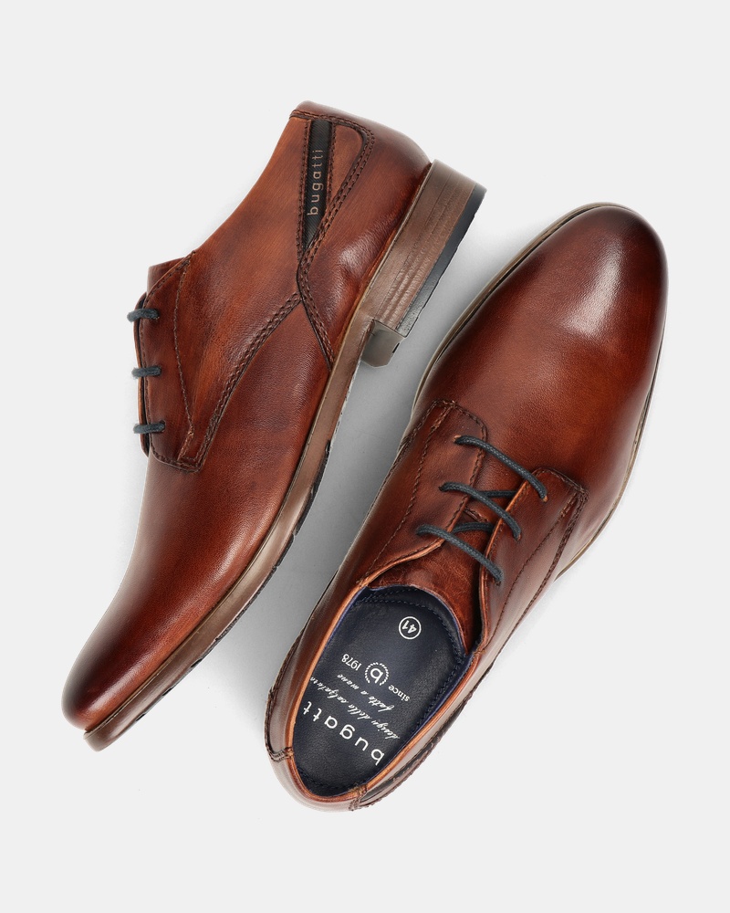 Bugatti Lage nette schoenen  - cognac