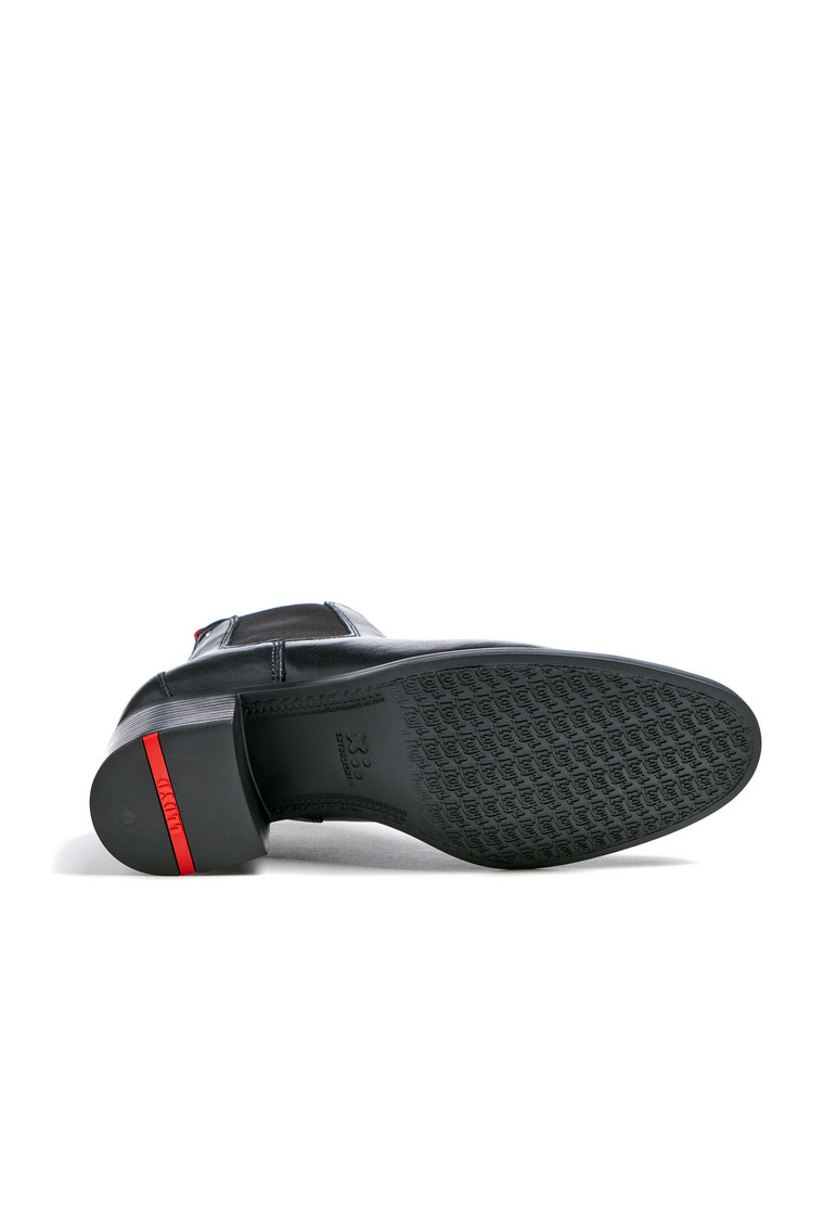 STIEFELETTE Schwarz