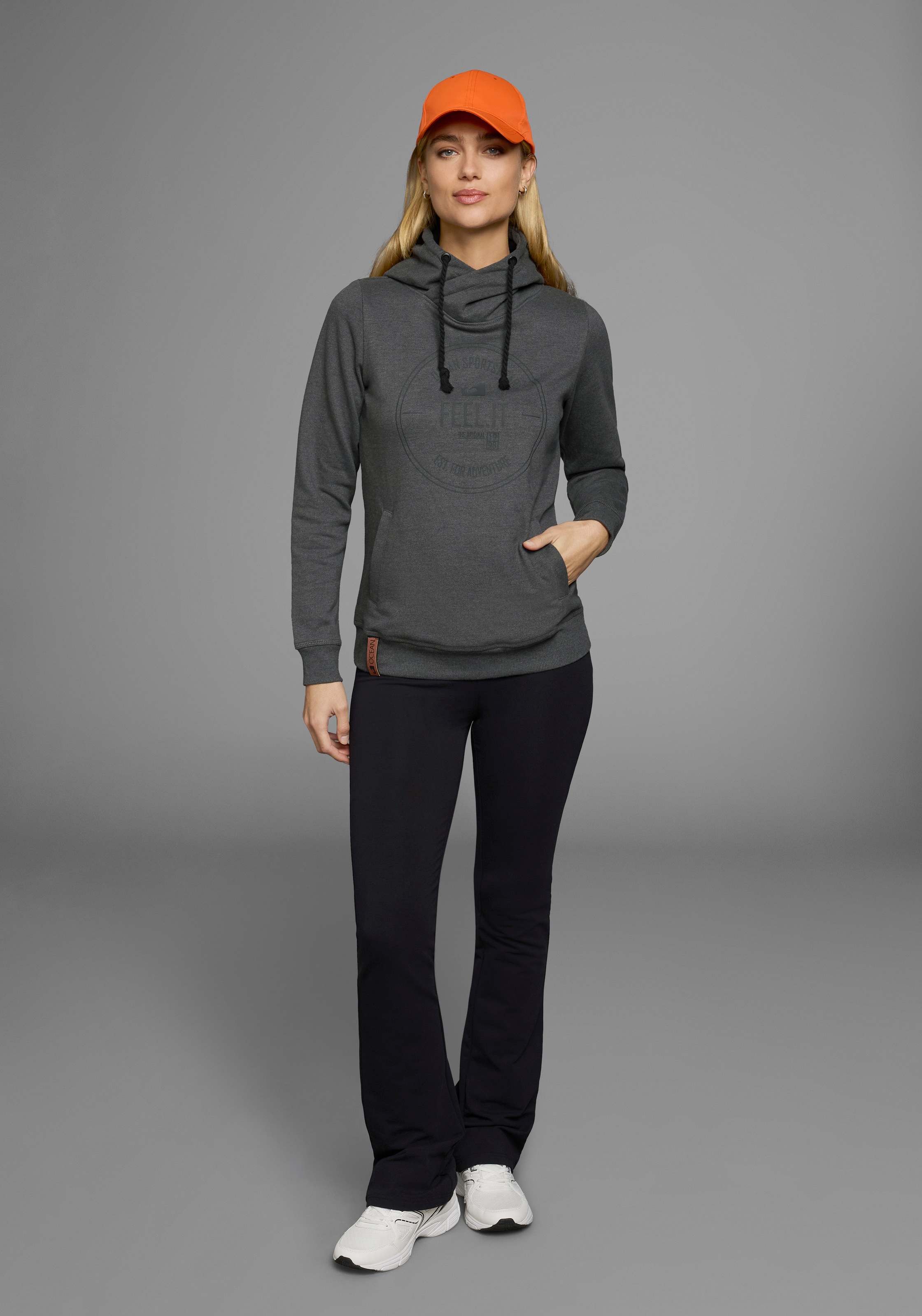Ocean Sportswear Kapuzensweatshirt »Essentials Sweatshirt«, Langarm,  figurbetonter Schnitt,  unifarben