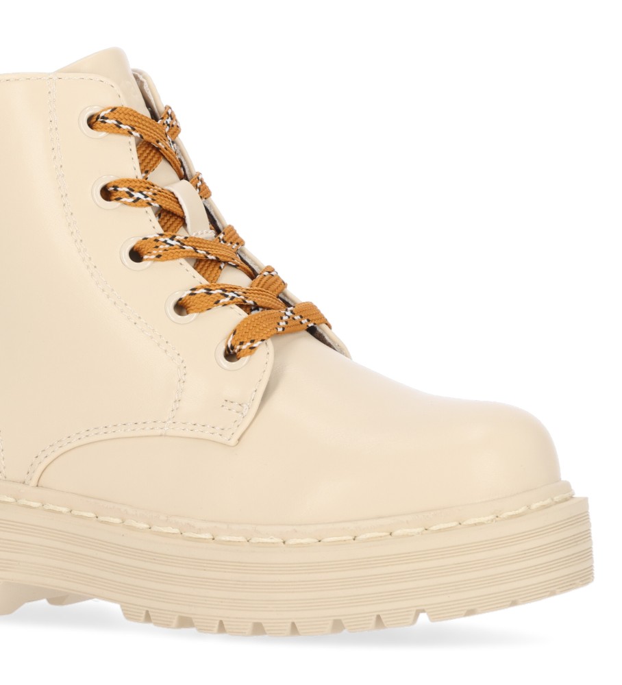 Botas infantis Chika10 tamanho 10 bege, estilo suíço.