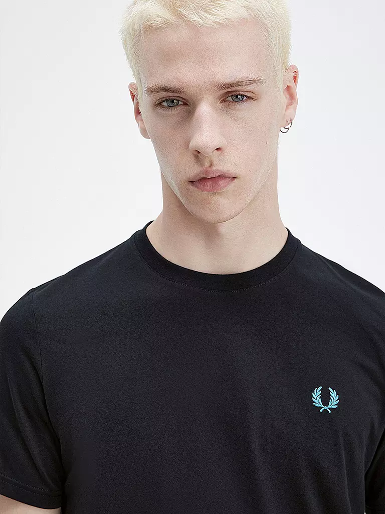 FRED PERRY T-Shirt schwarz