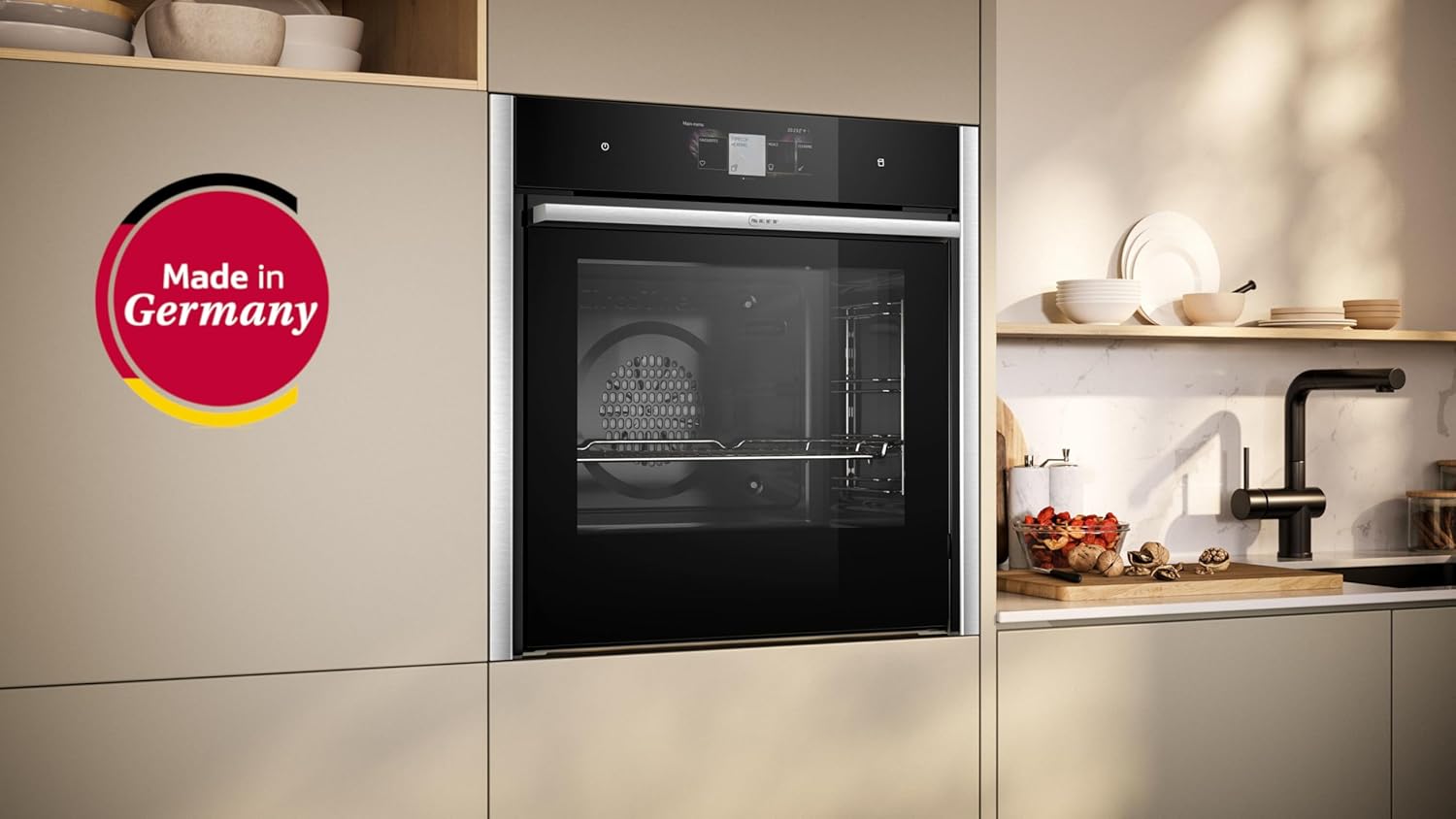 NEFF B64VT73N0 Einbau-Backofen N90, Integrierbarer Backofen 60 x 60cm, Slide&Hide, Full Touch TFT-Display, Multipoint Bratenthermometer, Vario Steam, Soft Open & Close, Schwarz