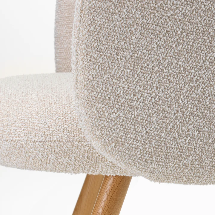 Vitra - Mikado Armlehnstuhl, Eiche natur / elfenbein/perle (Nubia 01)