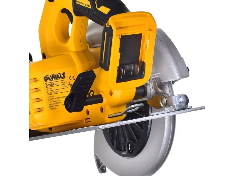 DeWALT DCK856P4-QW, 9000 rpm, 18 V, 5 At