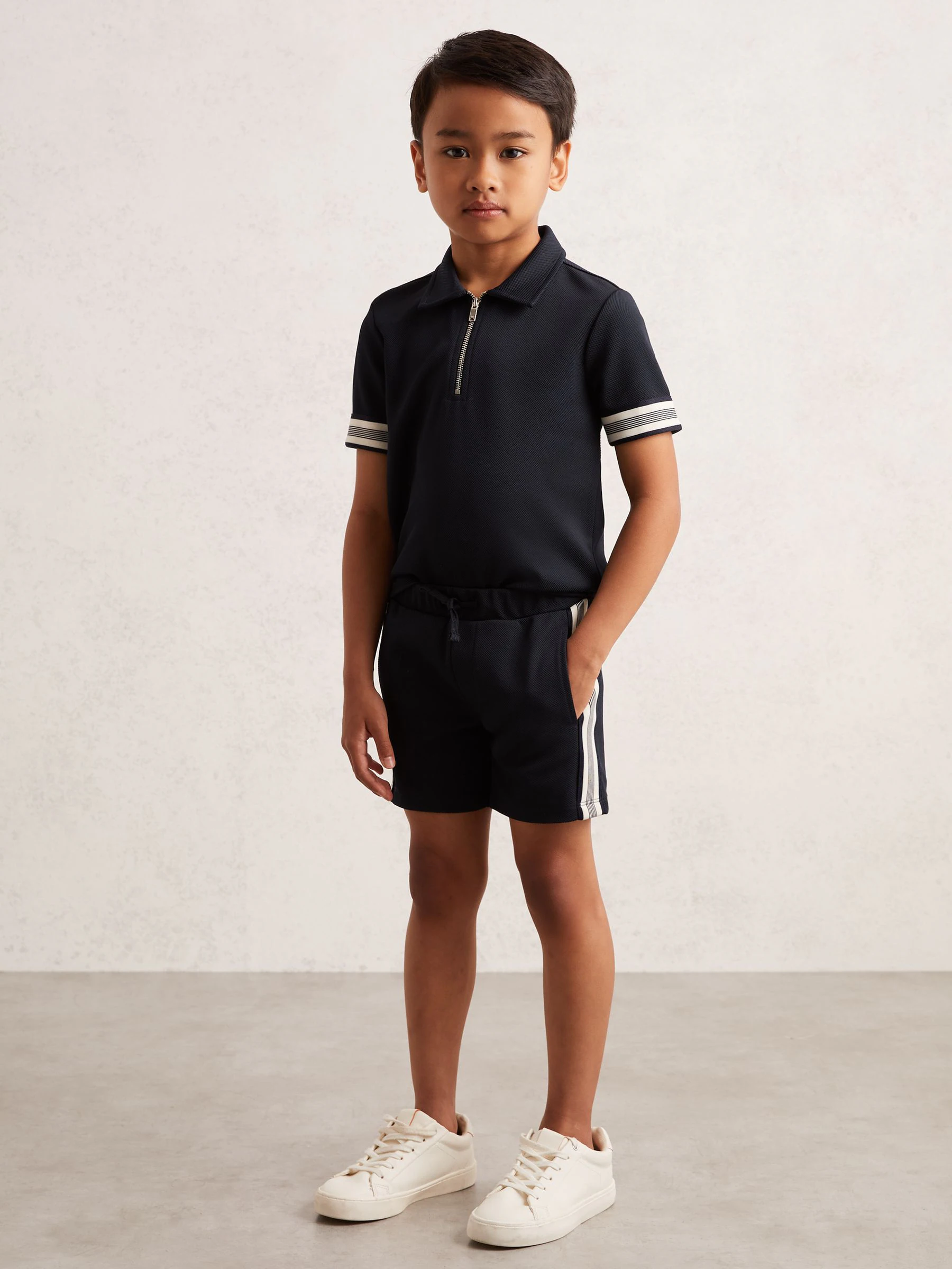 Donkerblauw - Reiss Terry Side Stripe Textured Shorts