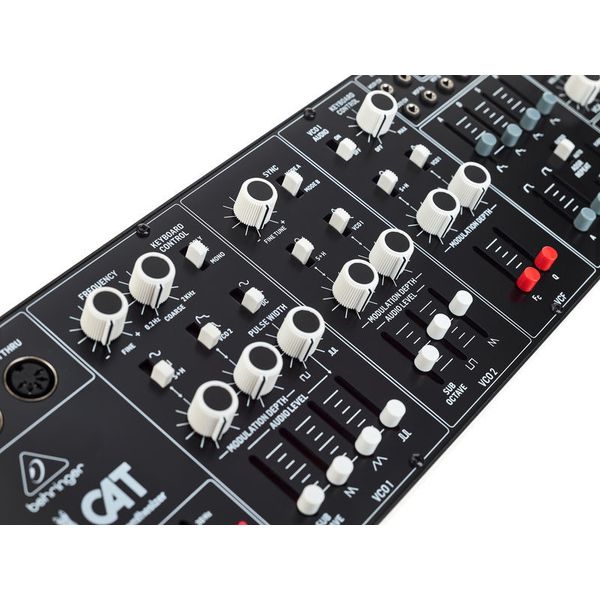 Behringer CAT