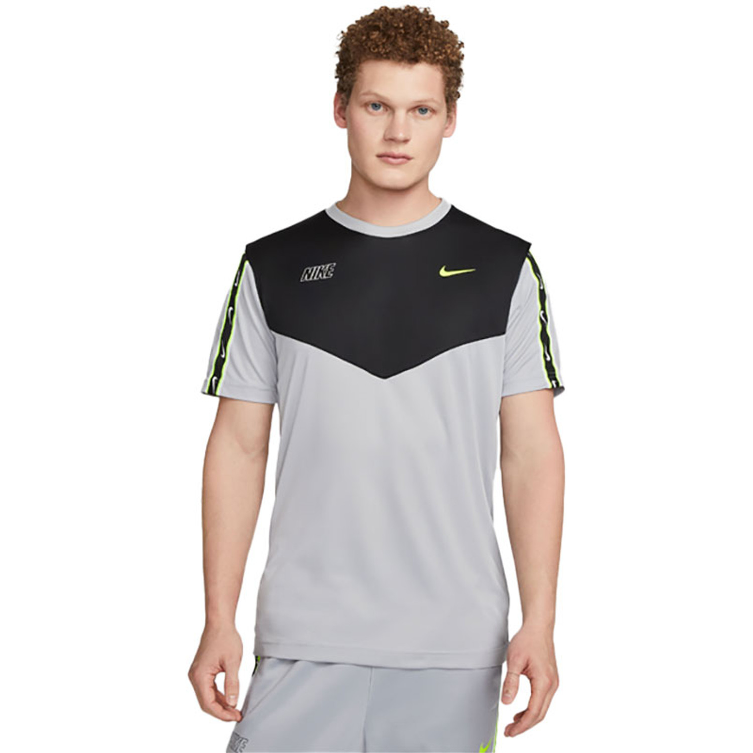 Nike Sportswear Repeat Trainingsset